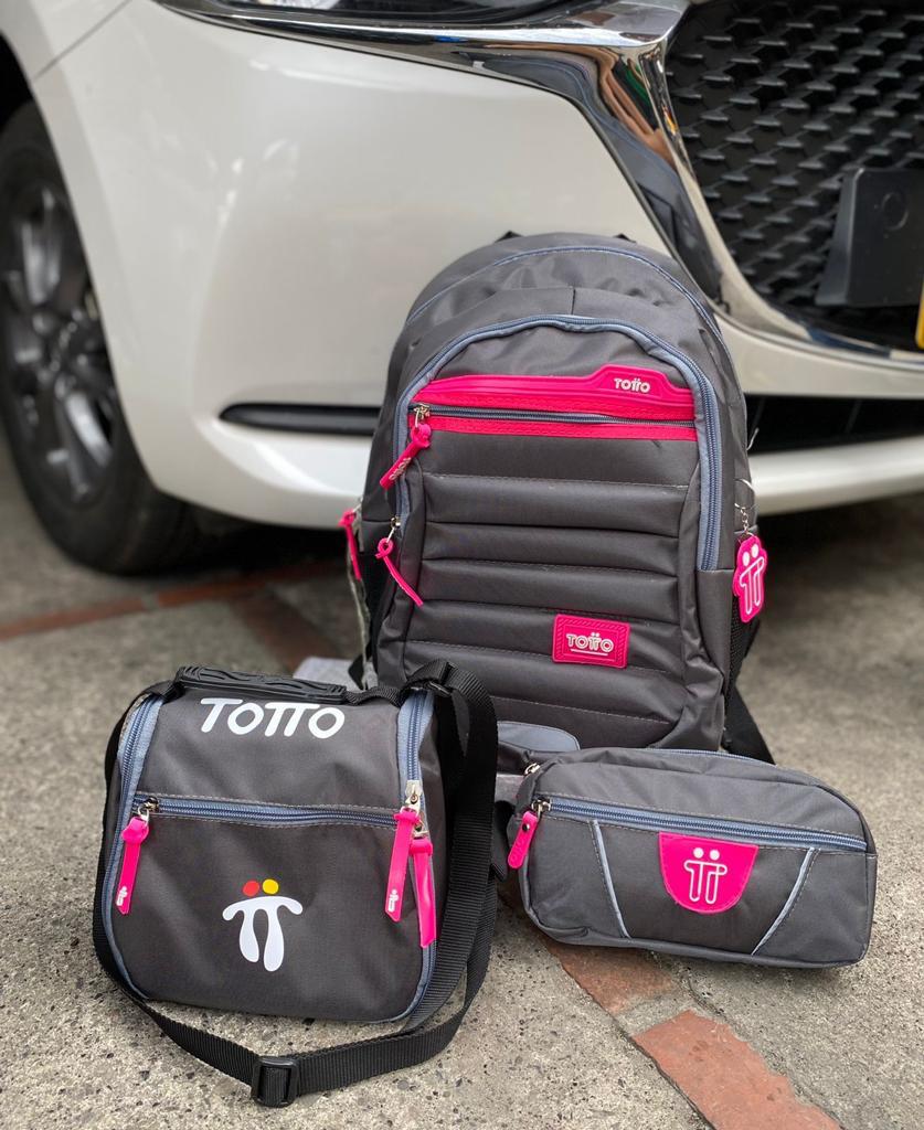 Morral Totto con Cartuchera y Lonchera: Práctico, duradero y con estilo por tan solo  $109.000